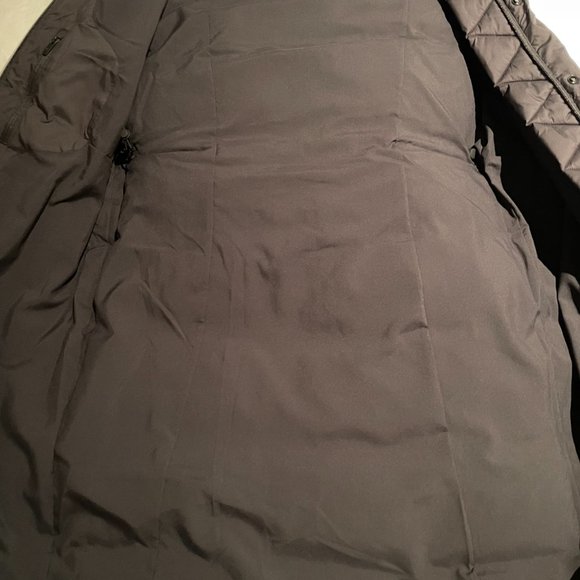 Brand New lululemon Wunder Puff Long Jacket Black Size 4 (tags on) - Picture 6 of 7